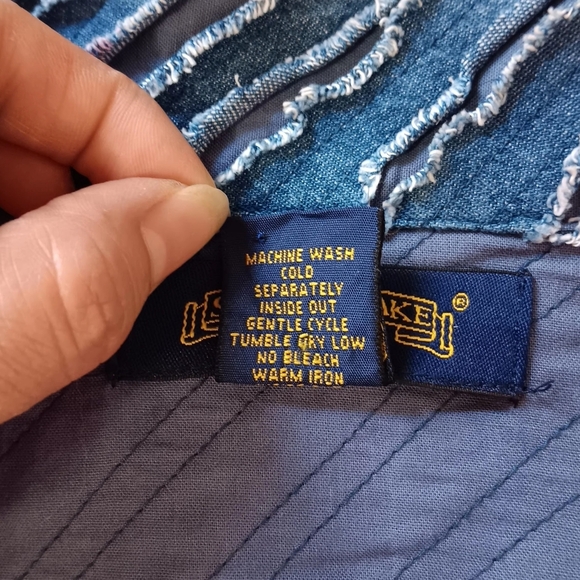 Denim jacket, sz XL, pockets,buttons Down, frayed patch, women,Boho. - Picture 14 of 17